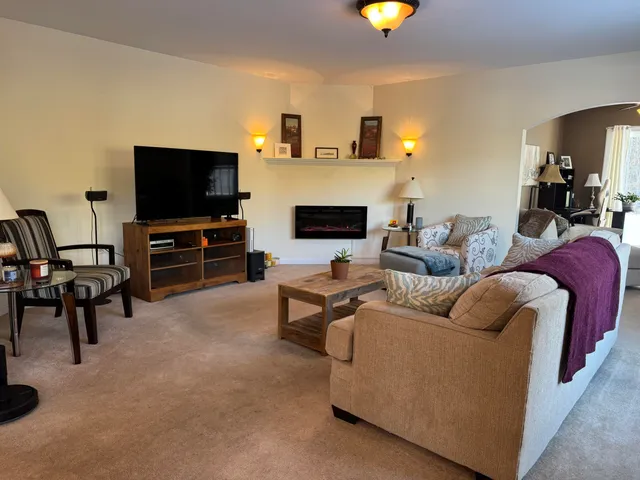 $339,900 | 29 Pebble Crk Drive, Unit 5, Orrington, ME 04474