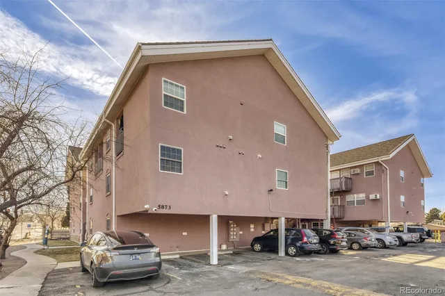 $319,900 | 5873 South Prince Street, Unit 113C, Littleton, CO 80120
