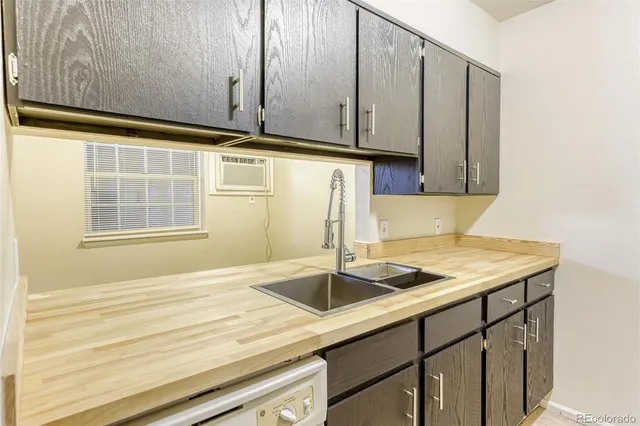 $319,900 | 5873 South Prince Street, Unit 113C, Littleton, CO 80120