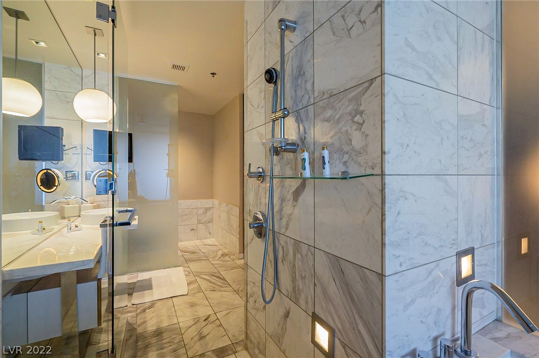 4381 West Flamingo Road, Unit 2405 Las Vegas, NV 89103 - Photo 15 of 29