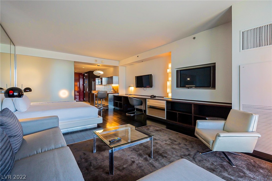 4381 West Flamingo Road, Unit 2405 Las Vegas, NV 89103 - Photo 3 of 29