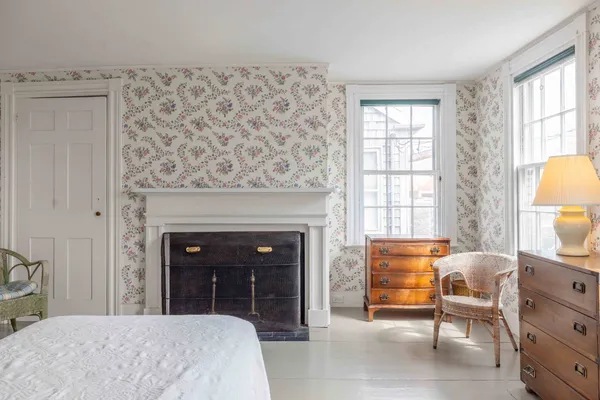 $3,450,000 | 17 Gay Street, Nantucket, MA 02554