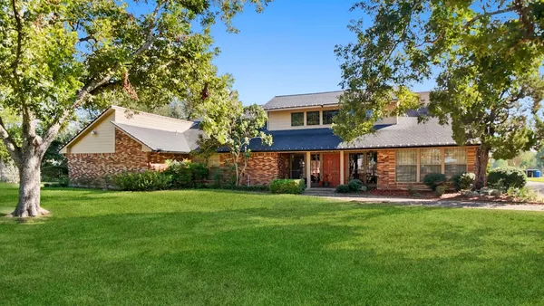 $4,500,000 | 11318 Wallisville Road, Houston, TX 77013