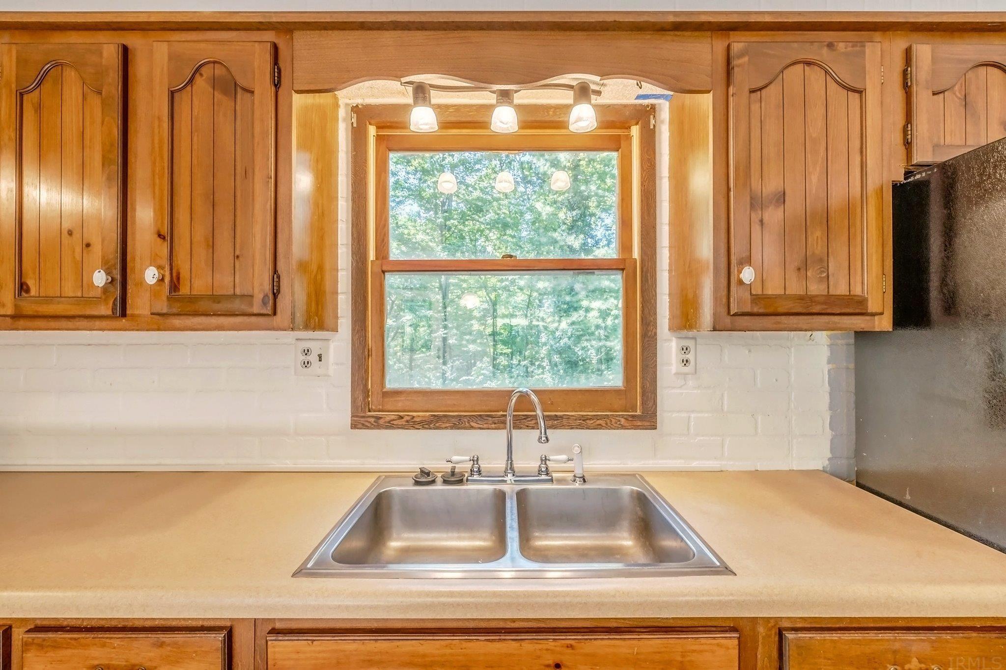 9461 West Reeves Road Spencer, IN 47460 - Photo 7 of 35