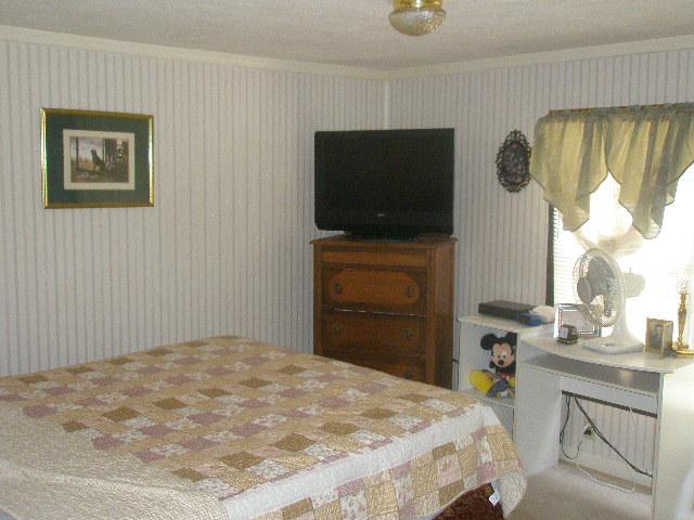 1022 Drake Road Castalian Springs, TN 37031 - Photo 14 of 18 Gallery Image 14