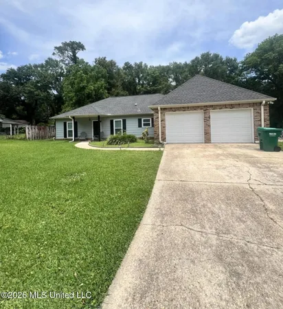 $1,870 | 11258 Laura Lane, Gulfport, MS 39503