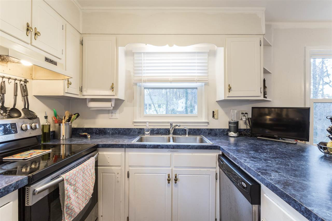 5904 Periwinkle Court Raleigh, NC 27609 - Photo 13 of 22 Photo 13