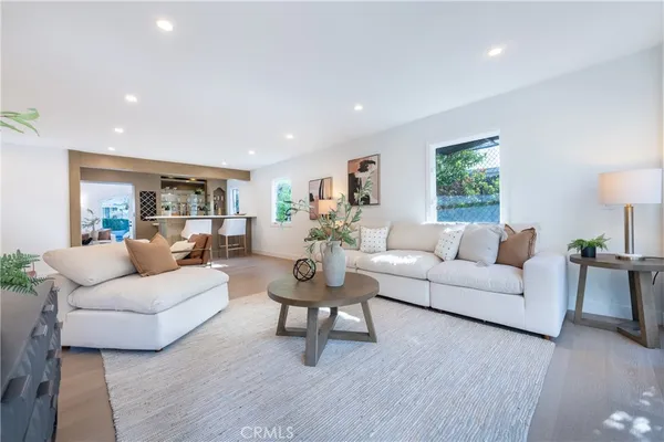$4,199,000 | 17153 Adlon Road, Encino, CA 91436
