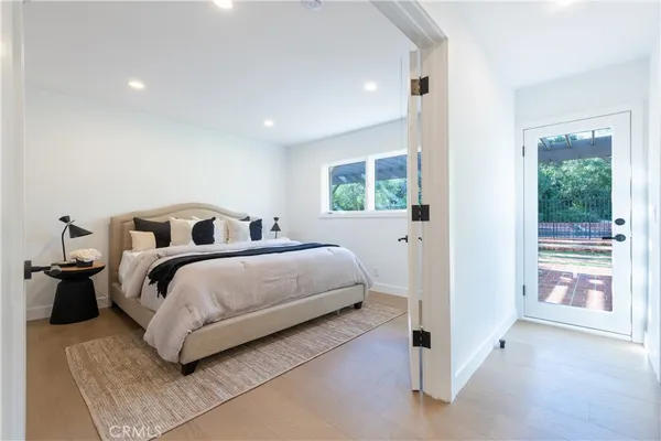 $4,199,000 | 17153 Adlon Road, Encino, CA 91436
