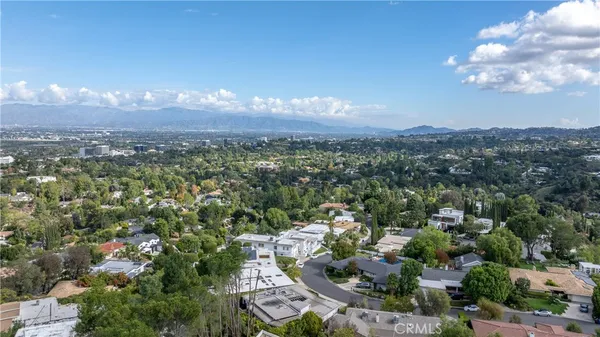 $4,199,000 | 17153 Adlon Road, Encino, CA 91436