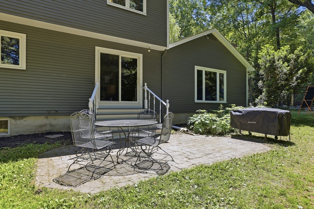 25 Revolutionary Road Acton, MA 01720 - Photo 32 of 40