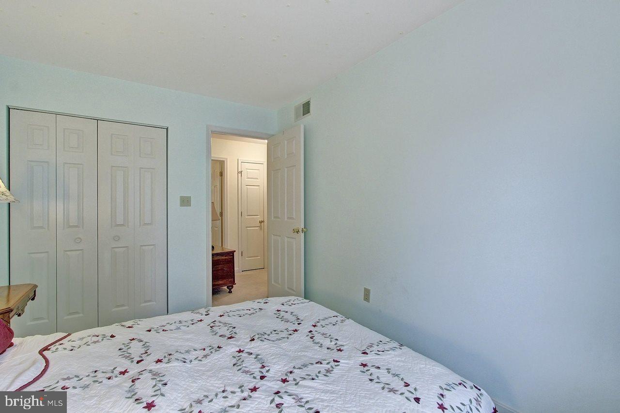 2842 Robin Road York, PA 17404 - Photo 16 of 25 Gallery Image 16