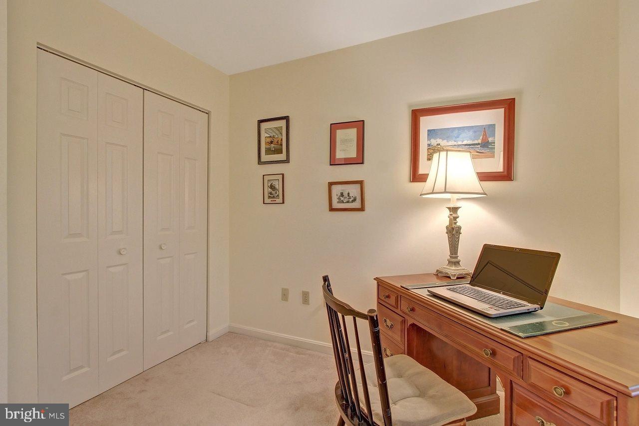 2842 Robin Road York, PA 17404 - Photo 18 of 25 Gallery Image 18