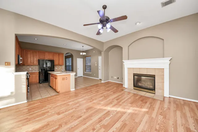 $2,150 | 21611 Shallow Glen Lane, Katy, TX 77450