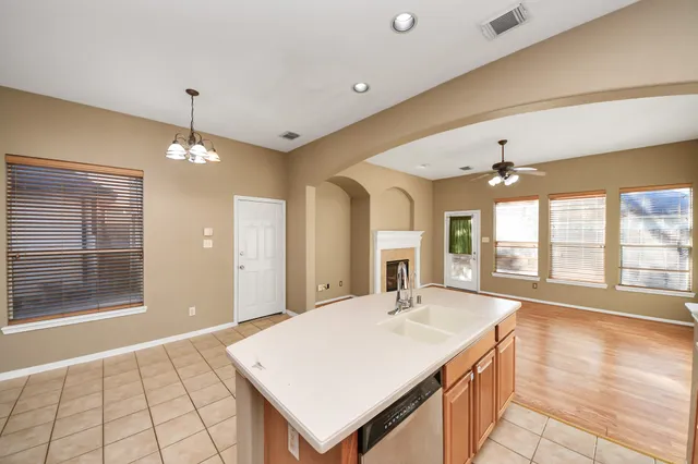 $2,150 | 21611 Shallow Glen Lane, Katy, TX 77450