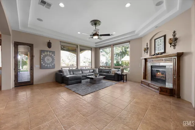 $999,000 | Undisclosed Address, Bakersfield, CA 93312