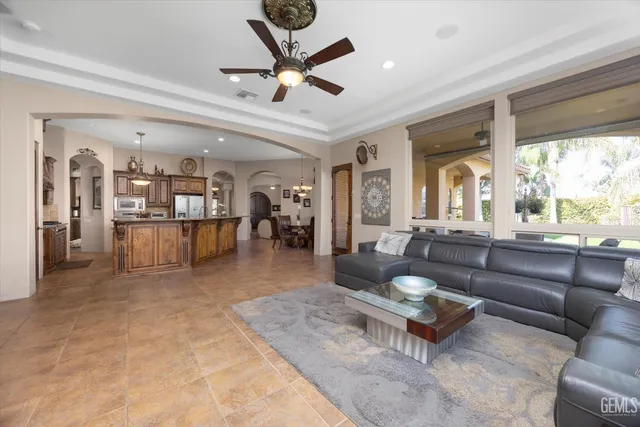 $999,000 | Undisclosed Address, Bakersfield, CA 93312