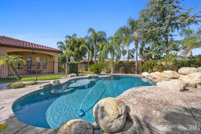 $999,000 | Undisclosed Address, Bakersfield, CA 93312