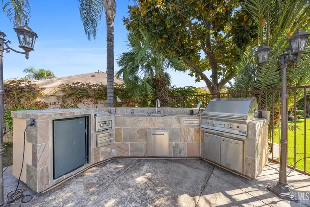 $999,000 | Undisclosed Address, Bakersfield, CA 93312