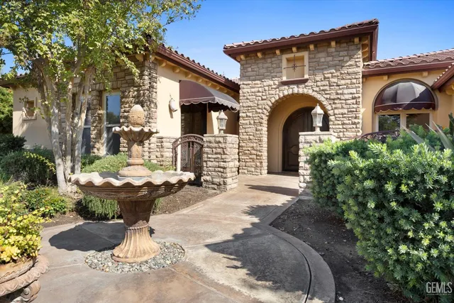 $999,000 | Undisclosed Address, Bakersfield, CA 93312