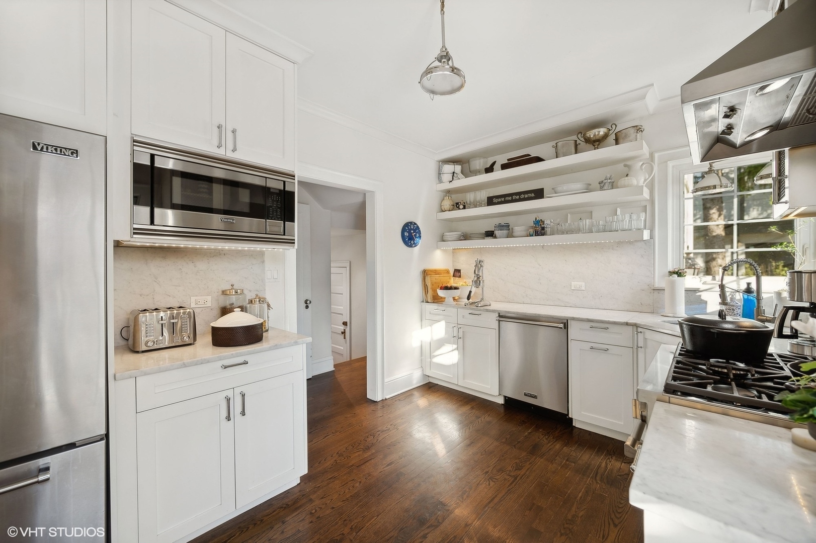 602 Dundee Road Glencoe, IL 60022 - Photo 9 of 29