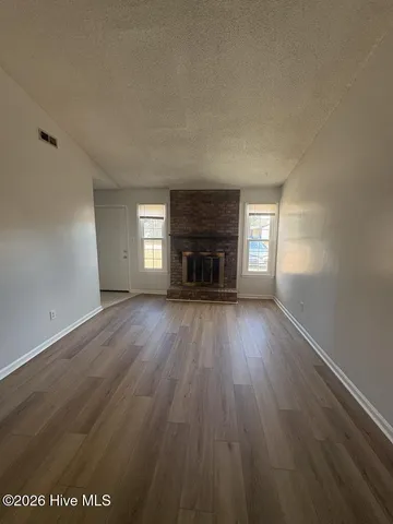 $1,100 | 103 Pine Crest Drive, Jacksonville, NC 28546