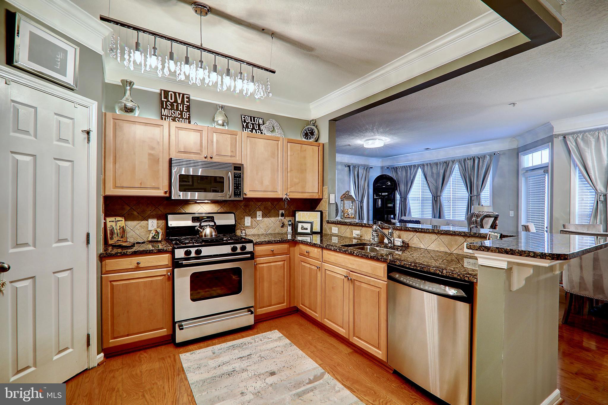 508 Sunset View Terrace Southeast, Unit 108 Leesburg, VA 20175 - Photo 2 of 27