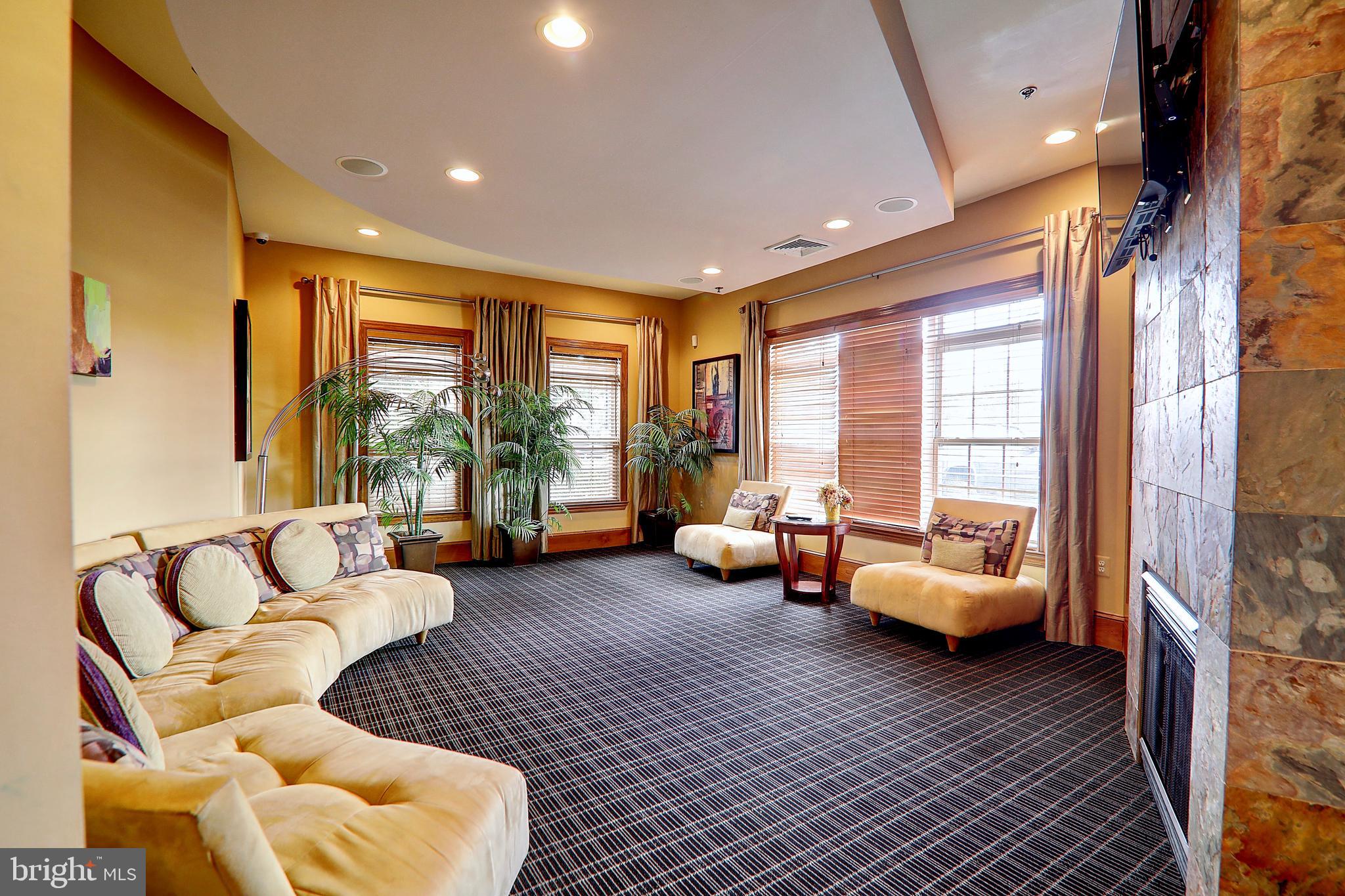 508 Sunset View Terrace Southeast, Unit 108 Leesburg, VA 20175 - Photo 24 of 27