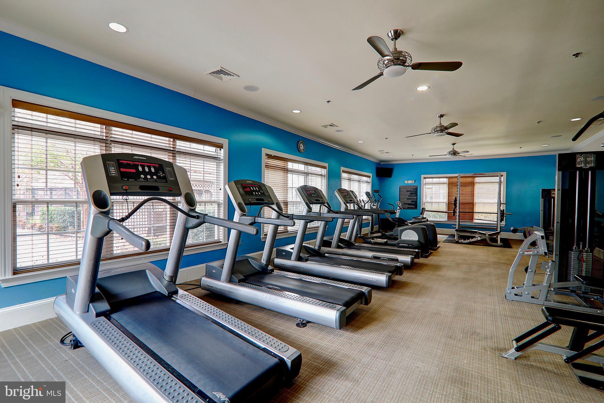 508 Sunset View Terrace Southeast, Unit 108 Leesburg, VA 20175 - Photo 25 of 27