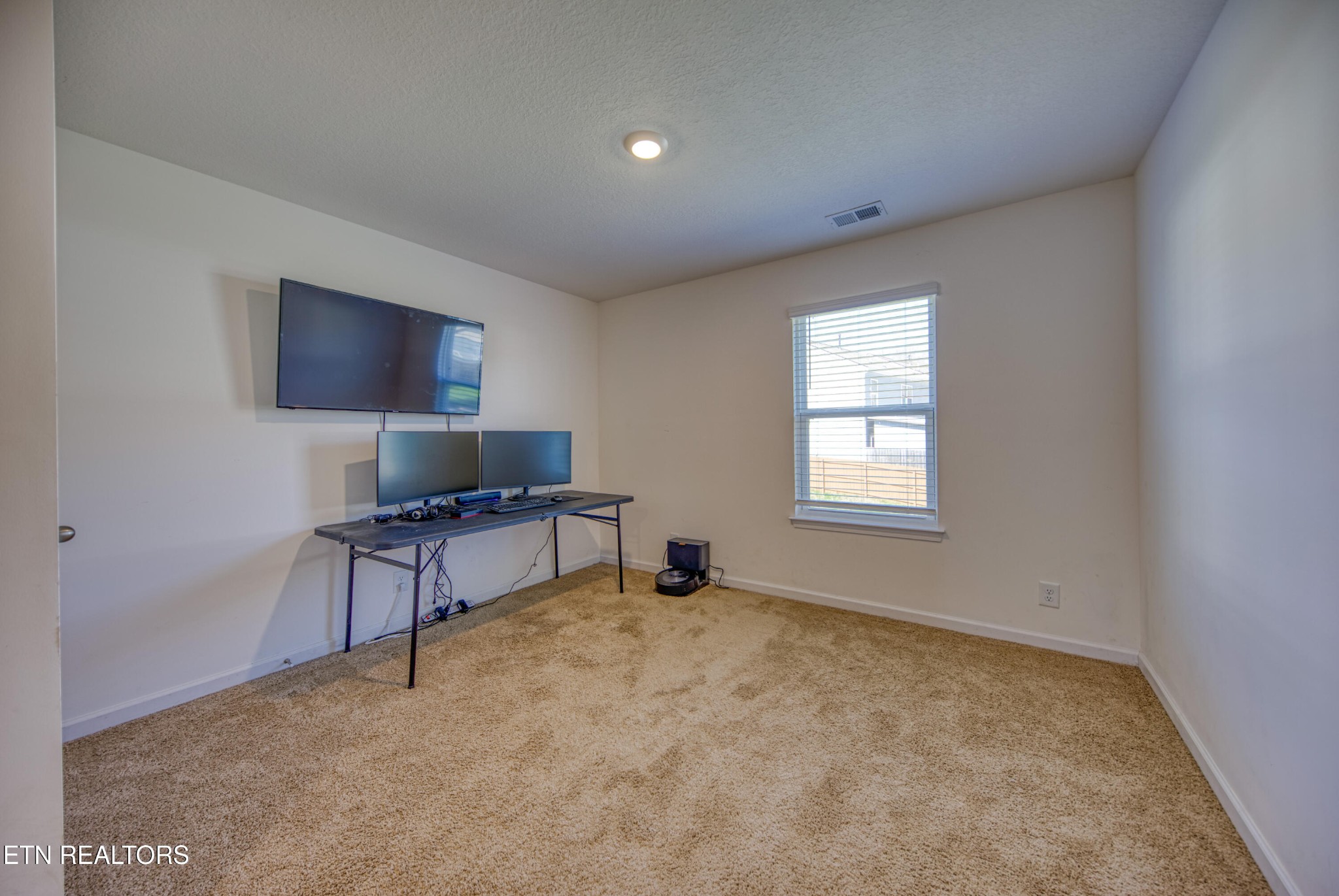 187 Ibis Loop Oak Ridge, TN 37830 - Photo 12 of 21 Gallery Image 12