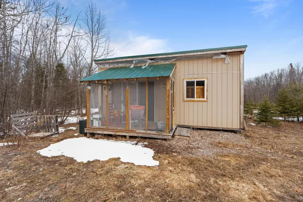 $70,000 | 3 New England Road, Abbot, ME 04406