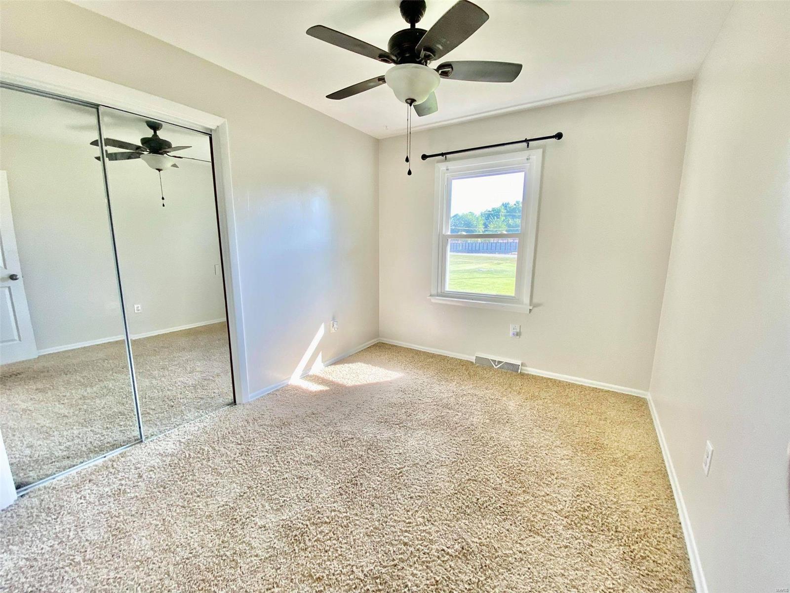 806 South Maple Brighton, IL 62012 - Photo 12 of 28