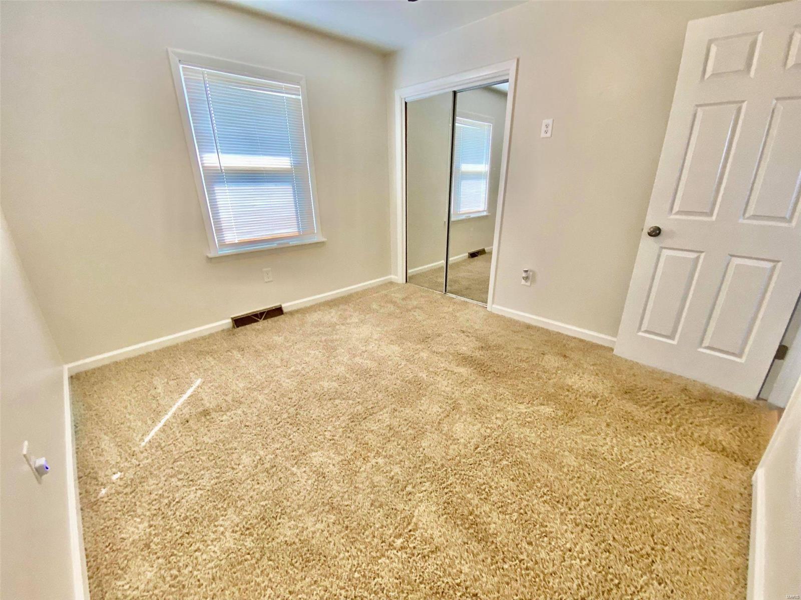 806 South Maple Brighton, IL 62012 - Photo 16 of 28