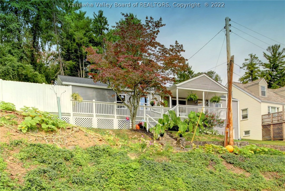 156 Stricker Road Charleston, WV 25314 - Photo 2 of 44 Gallery Image 2