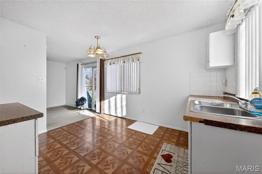 12902 Vista Ridge Lane St. Louis, MO 63138 - Photo 13 of 32