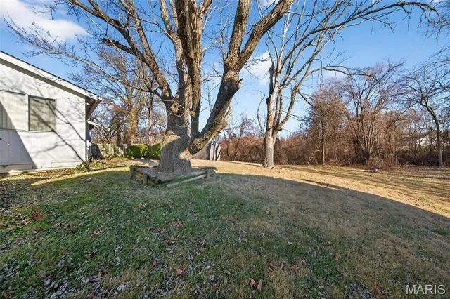 $149,900 | 12902 Vista Ridge Lane, St. Louis, MO 63138