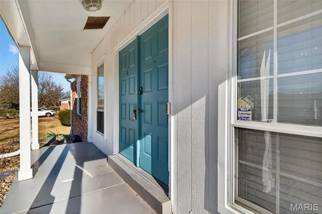 $149,900 | 12902 Vista Ridge Lane, St. Louis, MO 63138