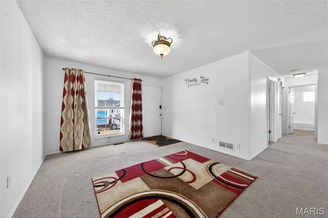 $149,900 | 12902 Vista Ridge Lane, St. Louis, MO 63138