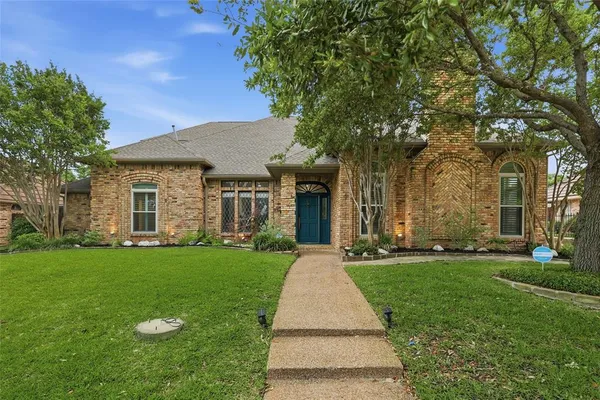 $739,900 | 848 Birdsong, Bedford, TX 76021