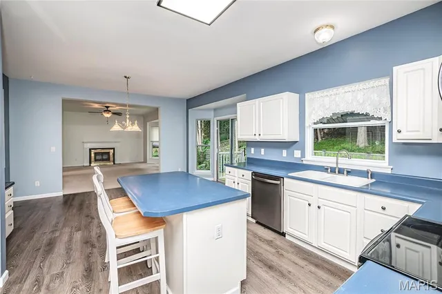 $390,000 | 17234 Hilltop Ridge Drive, Eureka, MO 63025