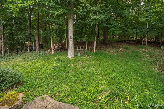 $390,000 | 17234 Hilltop Ridge Drive, Eureka, MO 63025