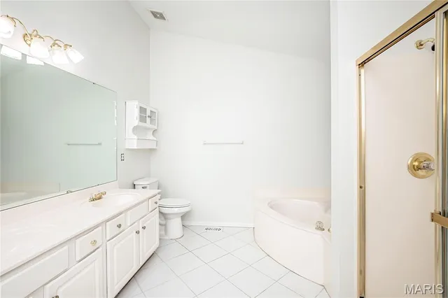 $390,000 | 17234 Hilltop Ridge Drive, Eureka, MO 63025