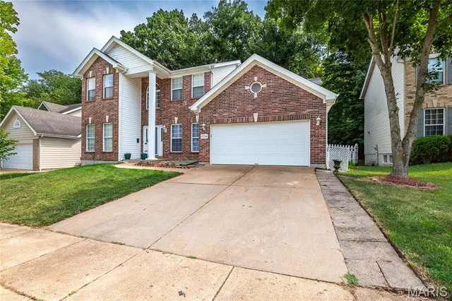 $390,000 | 17234 Hilltop Ridge Drive, Eureka, MO 63025