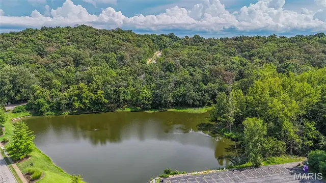 $390,000 | 17234 Hilltop Ridge Drive, Eureka, MO 63025