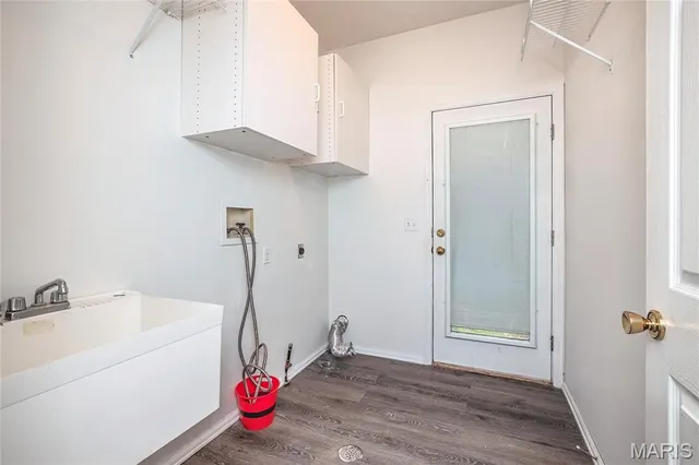 $390,000 | 17234 Hilltop Ridge Drive, Eureka, MO 63025