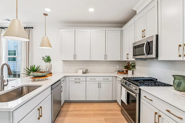 $460,000 | 455 Eagleview Drive, Moncks Corner, SC 29461