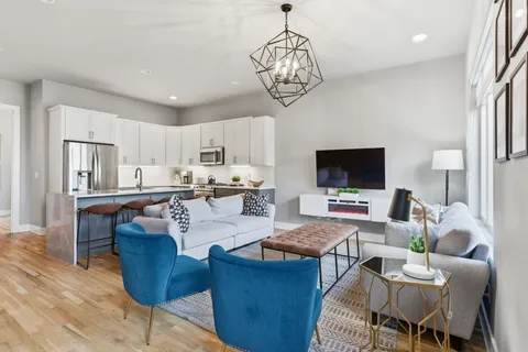 $765,000 | 1000 West Trinity Lane, Nashville, TN 37218