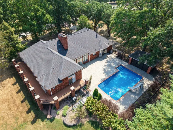 $874,900 | 929 South Farm Road 189, Springfield, MO 65809