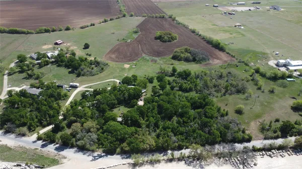 $1,200,000 | 240 County Road 344, Jarrell, TX 76537
