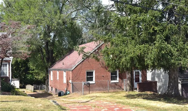 $89,900 | 3420 York Street, Homestead, PA 15120